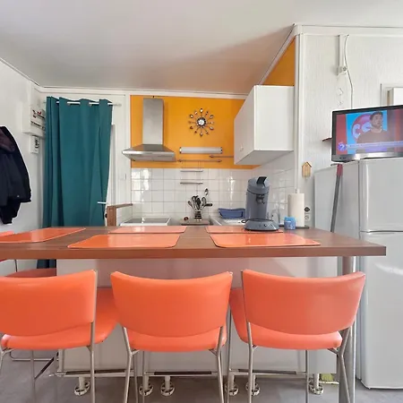 Apartment - Pour 2 Pers. - Fr-1-746-28 Bernieres-sur-Mer